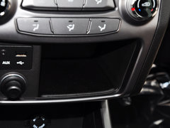 2015款 2.0L 自动 汽油四驱致纯版