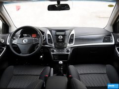 2015款 2.0L 自动 汽油四驱致纯版