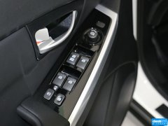 2015款 2.0L 自动 汽油四驱致纯版