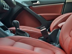 2015款 2.0TSI 自動 四驅(qū)旗艦版 5座