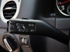 2015款 2.0TSI 自動 四驅(qū)旗艦版 5座
