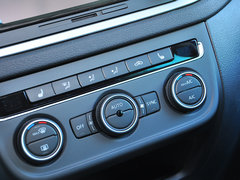 2015款 2.0TSI 自动 四驱旗舰版 5座