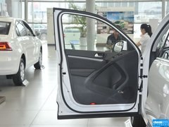 2015款 2.0TSI 自动 四驱旗舰版 5座