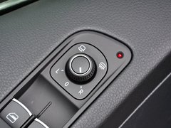 2015款 1.8TSI 自动 两驱豪华型 5座