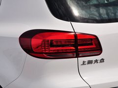 2015款 1.8TSI 自动 两驱豪华型 5座