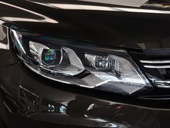 2015款 1.8TSI 自动 两驱豪华型 5座