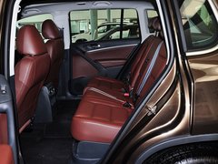 2015款 1.8TSI 自动 两驱豪华型 5座