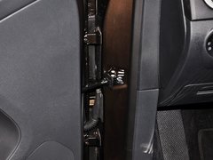 2015款 1.8TSI 自动 两驱豪华型 5座