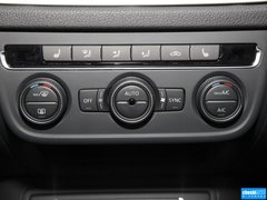 2015款 1.8TSI 自动 两驱豪华型 5座