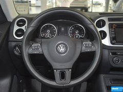 2015款 1.8TSI 自动 两驱豪华型 5座