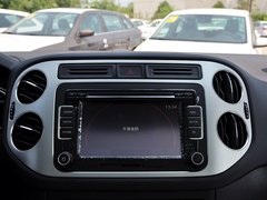 2015款 1.8TSI 自动 两驱舒适版 5座
