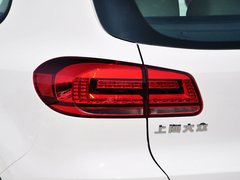2015款 1.8TSI 自动 两驱舒适版 5座