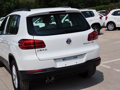 2015款 1.8TSI 自动 两驱舒适版 5座