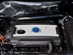 2015款 1.8TSI 自动 两驱舒适版 5座