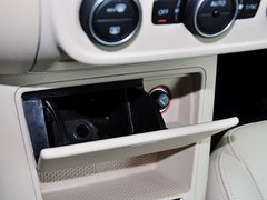 2015款 1.8TSI 自动 两驱舒适版 5座