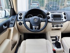 2015款 1.8TSI 自动 两驱舒适版 5座