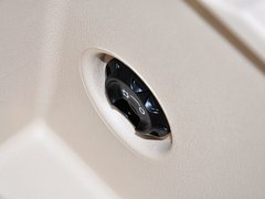 2015款 1.8TSI 自动 两驱舒适版 5座