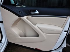 2015款 1.8TSI 自动 两驱舒适版 5座