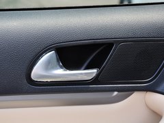 2015款 1.8TSI 自动 两驱舒适版 5座