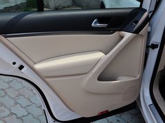 2015款 1.8TSI 自动 两驱舒适版 5座