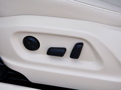 2015款 1.8TSI 自动 两驱舒适版 5座
