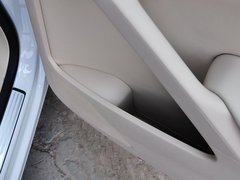 2015款 1.8TSI 自动 两驱舒适版 5座