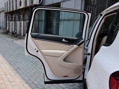 2015款 1.8TSI 自动 两驱舒适版 5座