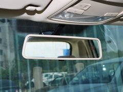 2015款 1.8TSI 自动 两驱舒适版 5座