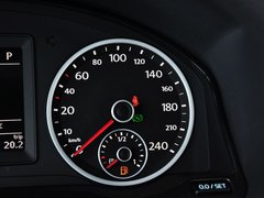 2015款 1.8TSI 自动 两驱风尚版 5座