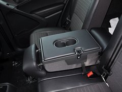 2015款 1.8TSI 自动 两驱风尚版 5座