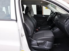 2015款 1.8TSI 自动 两驱风尚版 5座
