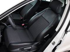 2015款 1.8TSI 自动 两驱风尚版 5座