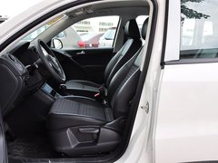 2015款 1.8TSI 自动 两驱风尚版 5座