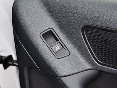 2015款 1.8TSI 自动 两驱风尚版 5座
