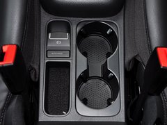 2015款 1.8TSI 自动 两驱风尚版 5座