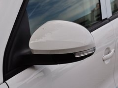 2015款 1.8TSI 自动 两驱风尚版 5座