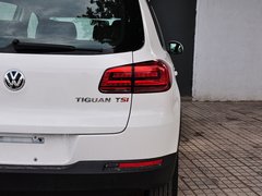 2015款 1.8TSI 自动 两驱风尚版 5座
