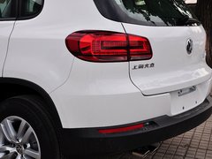 2015款 1.8TSI 自动 两驱风尚版 5座