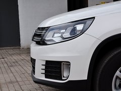 2015款 1.8TSI 自动 两驱风尚版 5座