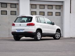 2015款 1.8TSI 自动 两驱风尚版 5座