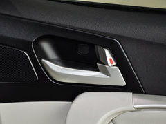 2014款 三厢 1.3T 手动 精英型