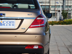 2014款 三厢 1.5L 手动 精英型