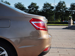 2014款 三厢 1.5L 手动 精英型