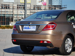 2014款 三厢 1.5L 手动 精英型