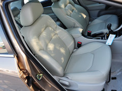 2014款 三厢 1.5L 手动 精英型