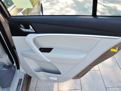 2014款 三厢 1.5L 手动 精英型