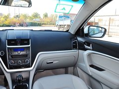 2014款 三厢 1.5L 手动 时尚型