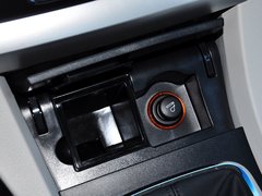 2014款 三厢 1.5L 手动 时尚型
