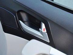 2014款 三厢 1.5L 手动 时尚型