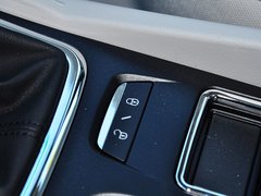 2014款 三厢 1.5L 手动 时尚型